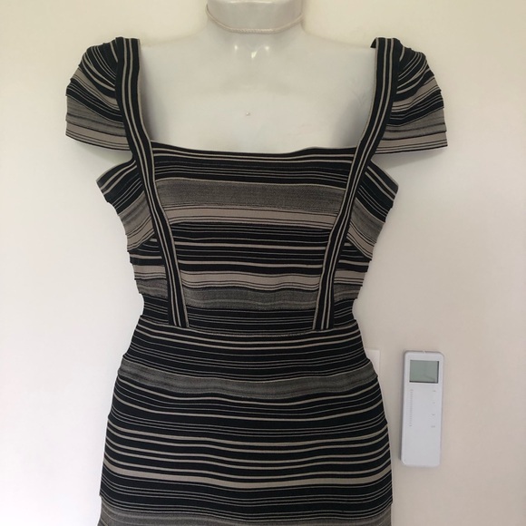Herve Leger Sandra Striped Bodycon  Off- Shoulder Bandage  Mini Dress. - Picture 10 of 11